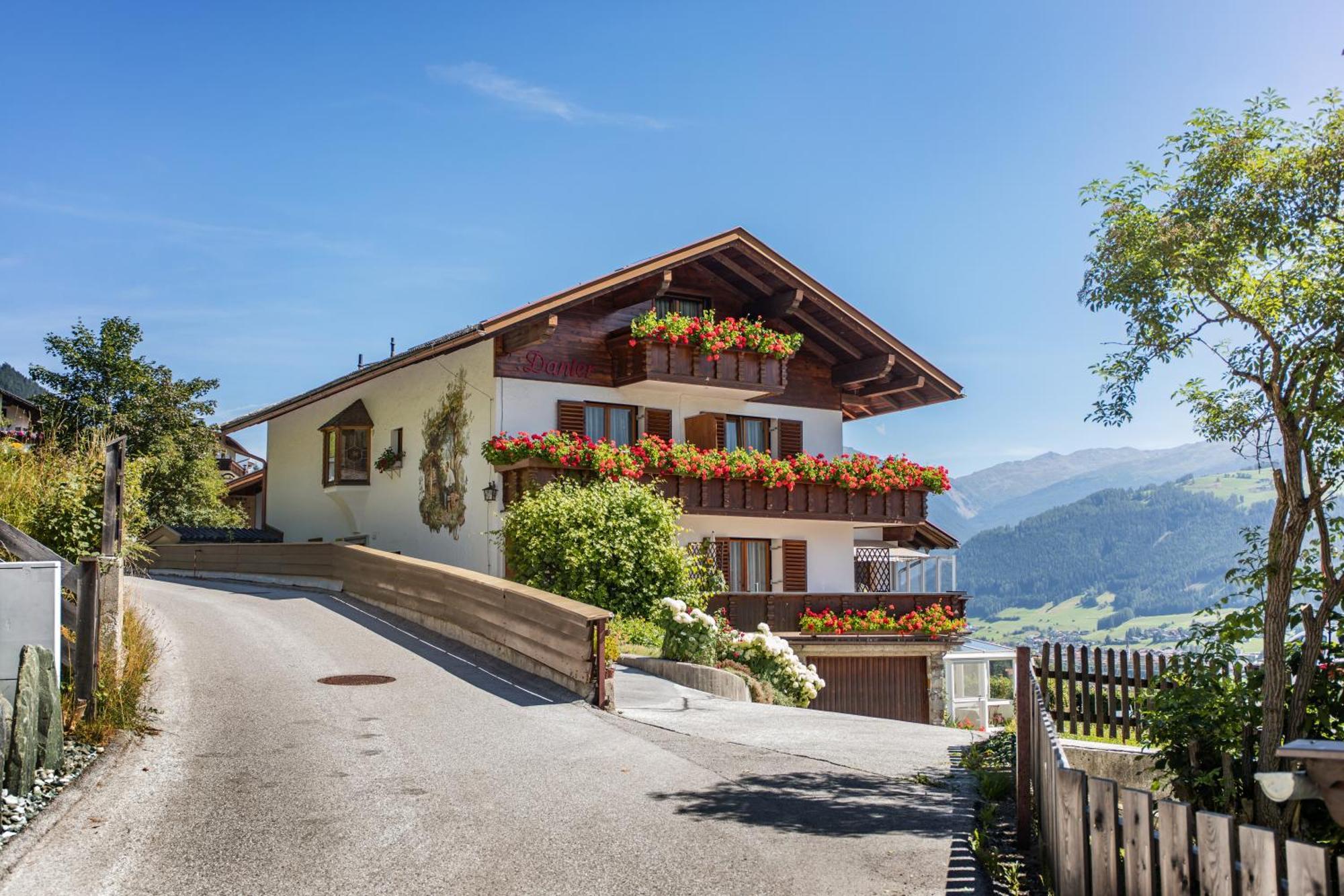 Pension Danler Telfes im Stubai Exterior photo