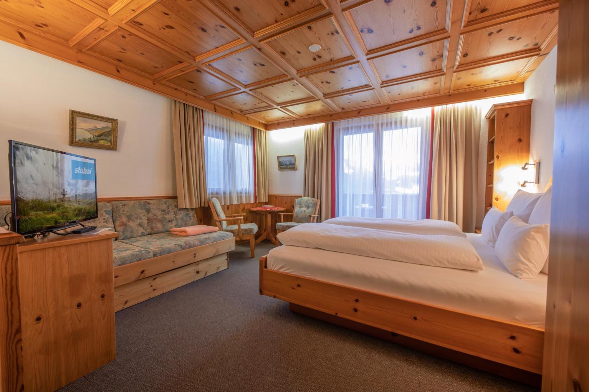 Pension Danler Telfes im Stubai Exterior photo